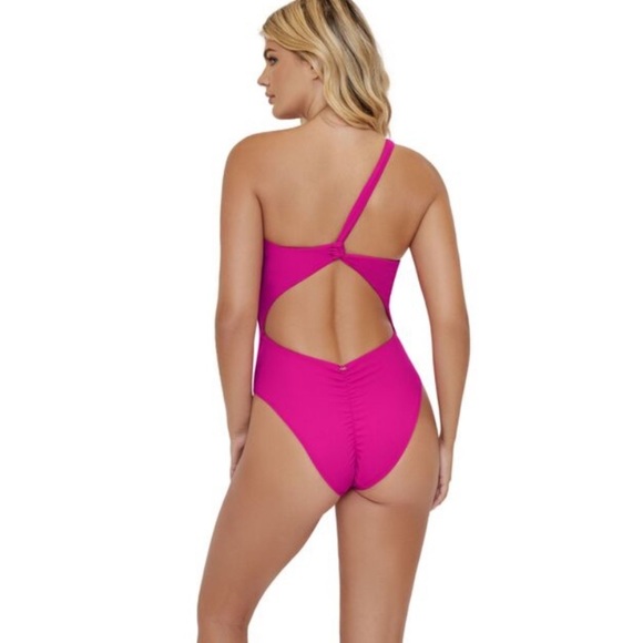 PQ swim One Piece Small - Picture 4 of 6